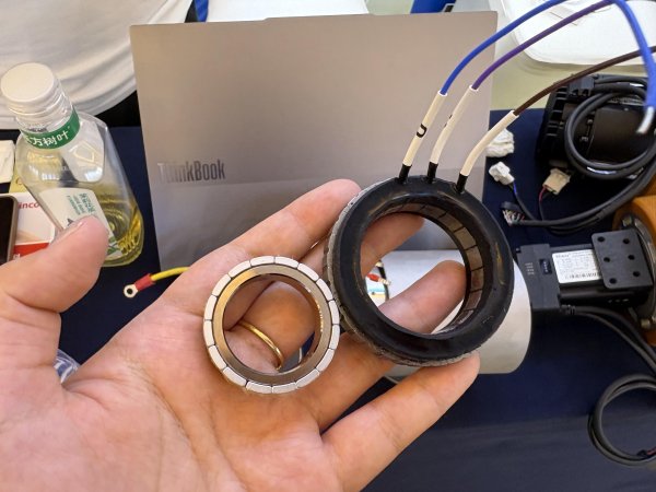 信达配资 上亿元投入，人形机器人零部件何时结束“手搓时代”？