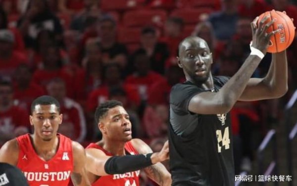 博牛配资 17岁身高2米29！男篮劲敌又冒出一天才：他是中国队未来大敌吗？